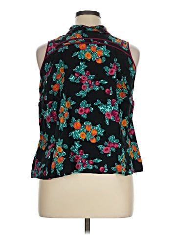 ModCloth Sleeveless Blouse (view 2)