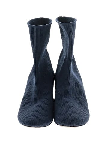 Vince. Ankle Boots (view 2)