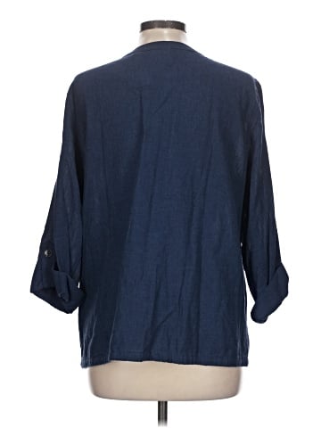Liz Claiborne 3/4 Sleeve Button-Down Shirt (view 2)