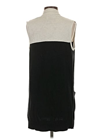 Karen Scott Sweater Vest (view 2)