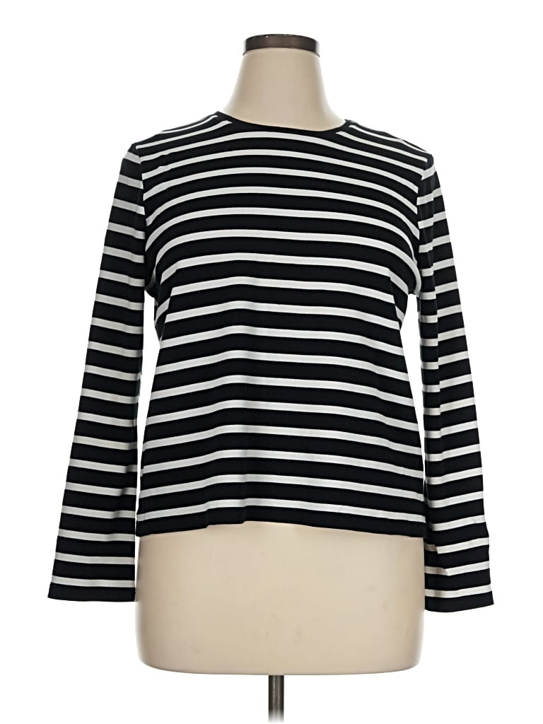 Pre-owned Chico's Long Sleeve Turtleneck In Black