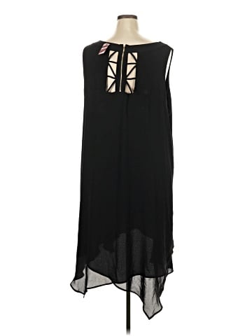 Avenue Cocktail Dress (view 2)