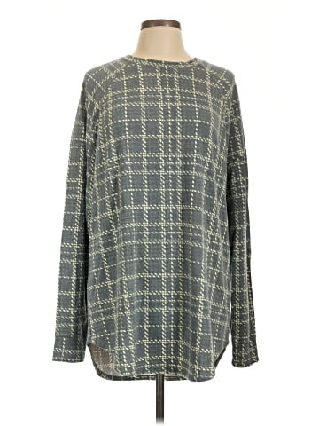 Lularoe Long Sleeve T-Shirt (view 1)