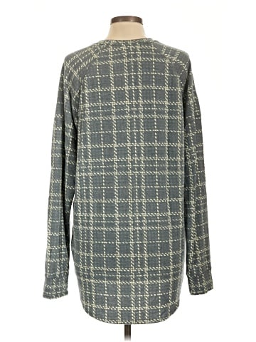 Lularoe Long Sleeve T-Shirt (view 2)
