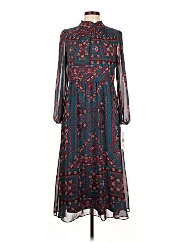 Julia Jordan Casual Dress (view 1)
