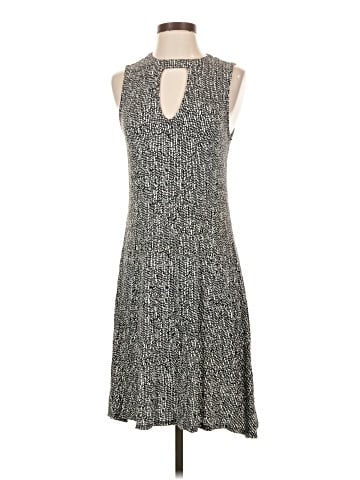Jennifer Lopez Casual Dress (view 1)