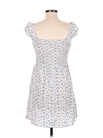 June & Hudson Casual Dress (view 2)