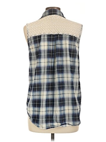 Eden & Olivia Sleeveless Blouse (view 2)