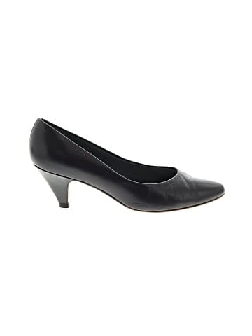 9.2.5 Heels (view 1)