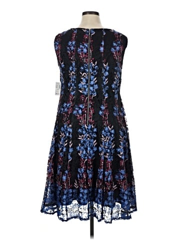 Roz & Ali Cocktail Dress (view 2)
