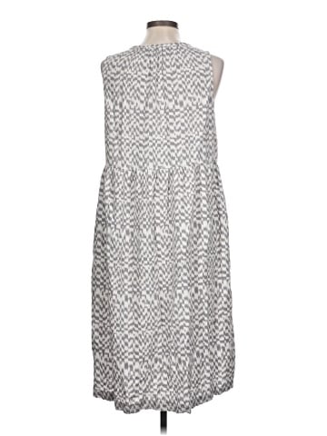 Universal Thread Casual Dress (view 2)