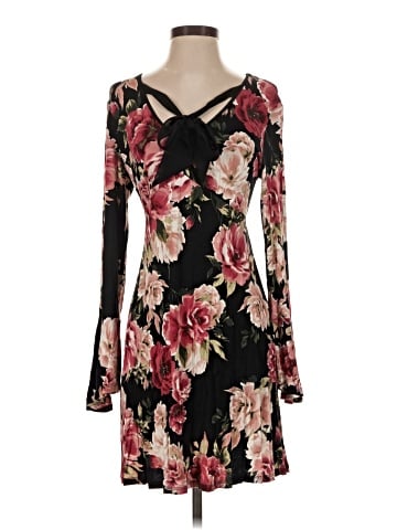 Xhilaration Casual Dress (view 1)
