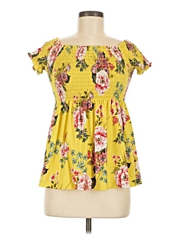 Bobbie Brooks Short Sleeve Blouse (view 1)
