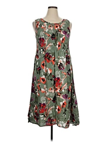 Croft & Barrow Casual Dress (view 1)