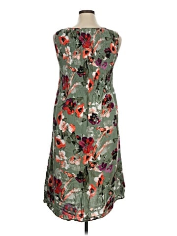 Croft & Barrow Casual Dress (view 2)