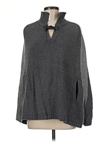C. Wonder Poncho (view 1)