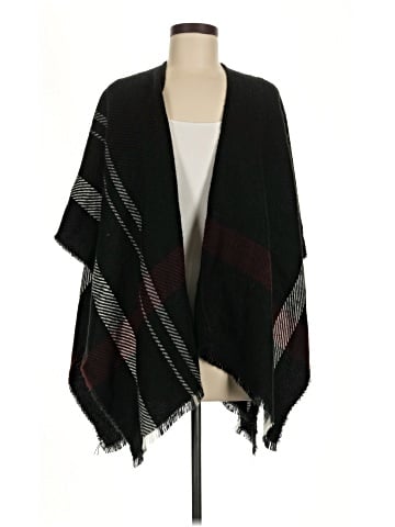 V.Fraas Poncho (view 1)