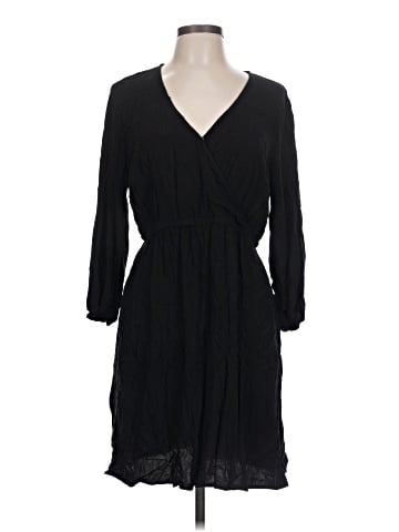 Old Navy Casual Dress (view 1)