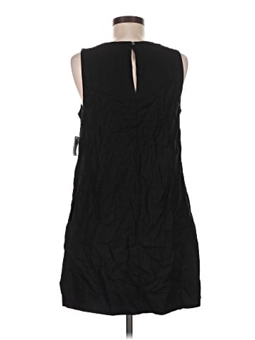 Old Navy Casual Dress (view 2)