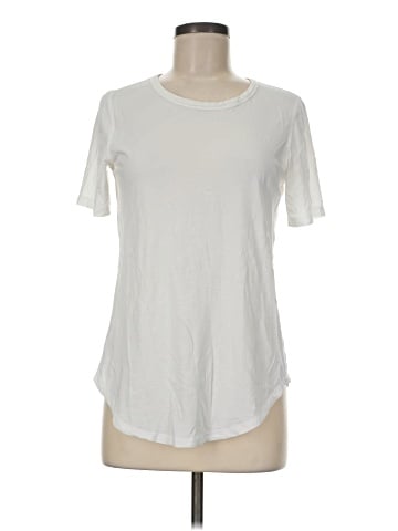 Lululemon Athletica Short Sleeve T-Shirt (view 1)