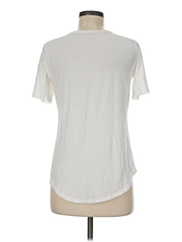 Lululemon Athletica Short Sleeve T-Shirt (view 2)