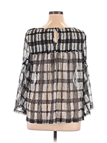 Akemi + Kin 3/4 Sleeve Blouse (view 2)