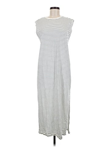 Old Navy Casual Dress (view 1)
