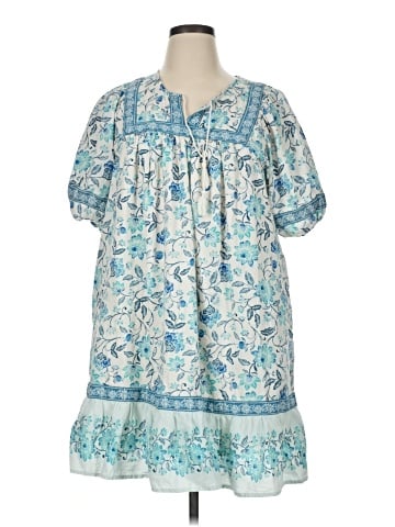 Old Navy Casual Dress (view 1)