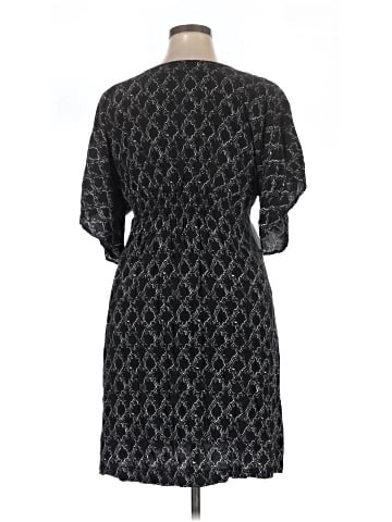 Liz Lange Maternity for Target Casual Dress (view 2)