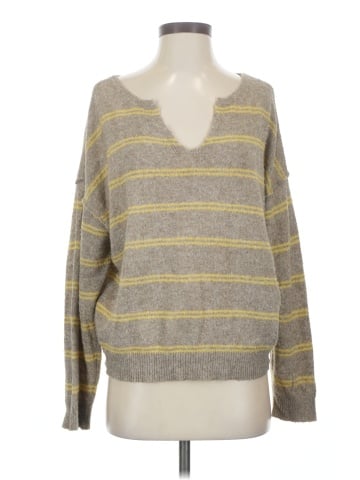 American Eagle Outfitters Pullover Sweater (view 1)