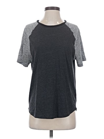 Old Navy Short Sleeve T-Shirt (view 1)