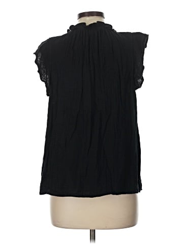 Old Navy Sleeveless Blouse (view 2)