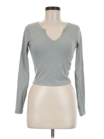 Hollister Long Sleeve T-Shirt (view 1)