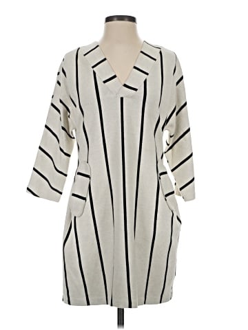Trafaluc by Zara Casual Dress (view 1)