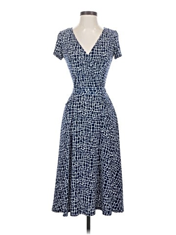 Sandra Darren Casual Dress (view 1)