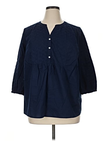 Croft & Barrow 3/4 Sleeve Button-Down Shirt (view 1)