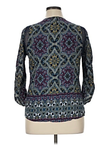 Black Rainn 3/4 Sleeve Blouse (view 2)