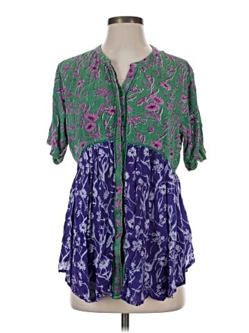 Akemi + Kin Short Sleeve Blouse (view 1)