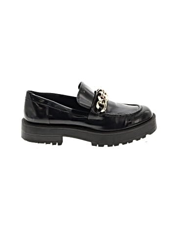 Zara Flats (view 1)
