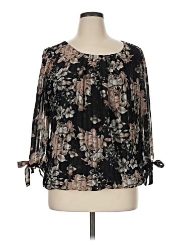 Sara Michelle 3/4 Sleeve Blouse (view 1)