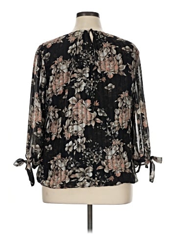 Sara Michelle 3/4 Sleeve Blouse (view 2)