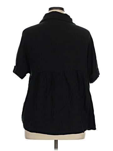 Andree by UNIT Short Sleeve Blouse (view 2)