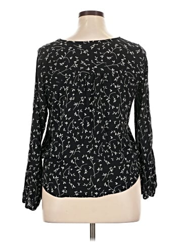Universal Thread Long Sleeve Blouse (view 2)