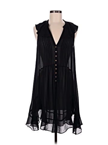 Akemi + Kin Sleeveless Blouse (view 1)