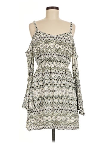 Cupcakes & Cashmere Casual Dress (view 1)