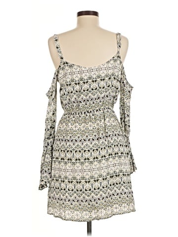 Cupcakes & Cashmere Casual Dress (view 2)