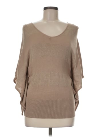 Roz & Ali Poncho (view 1)