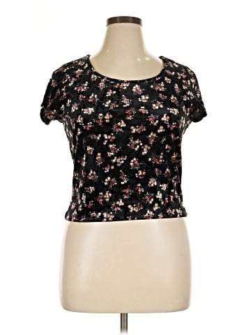 Forever 21 Plus Short Sleeve Top (view 1)
