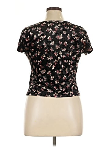 Forever 21 Plus Short Sleeve Top (view 2)
