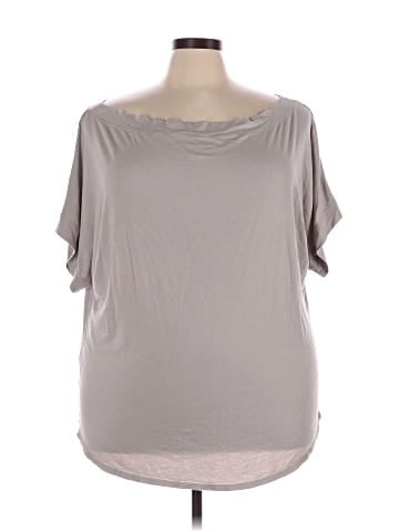 Universal Standard Short Sleeve Top (view 1)